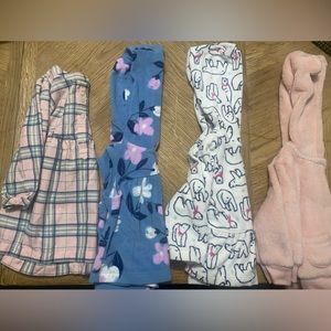 6 piece Carter.Disney set: Winter Fuzz Land